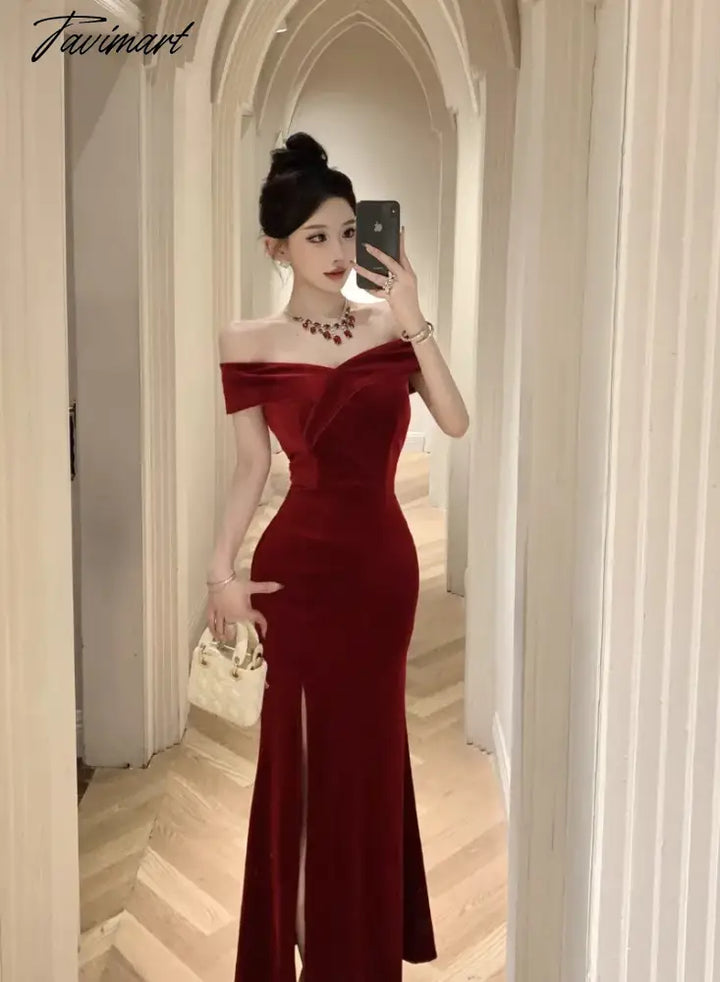 Tavimart - Pure Sexy Hot Girl Off Shoulder Elegant Velvet Dress Women’s Winter Slim Fit Wrap Hip