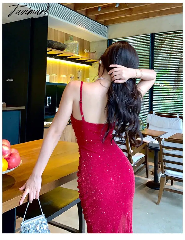 Tavimart Women Sexy Spaghetti Strap Sleeveless Red Dress Female Backless Mermaid Midi Dresses